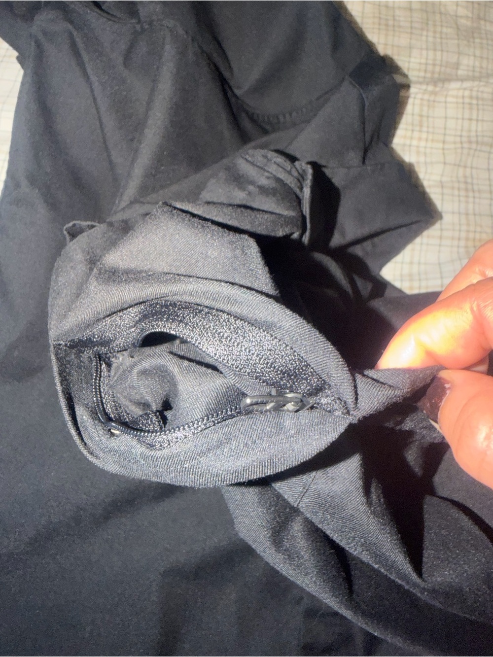 lululemon athletica Men's Black Long-Sleeve Casual Button-Down - Picture 5 of 7